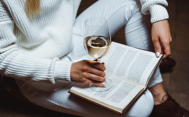 12 bra böcker om vin som du bara måste läsa!